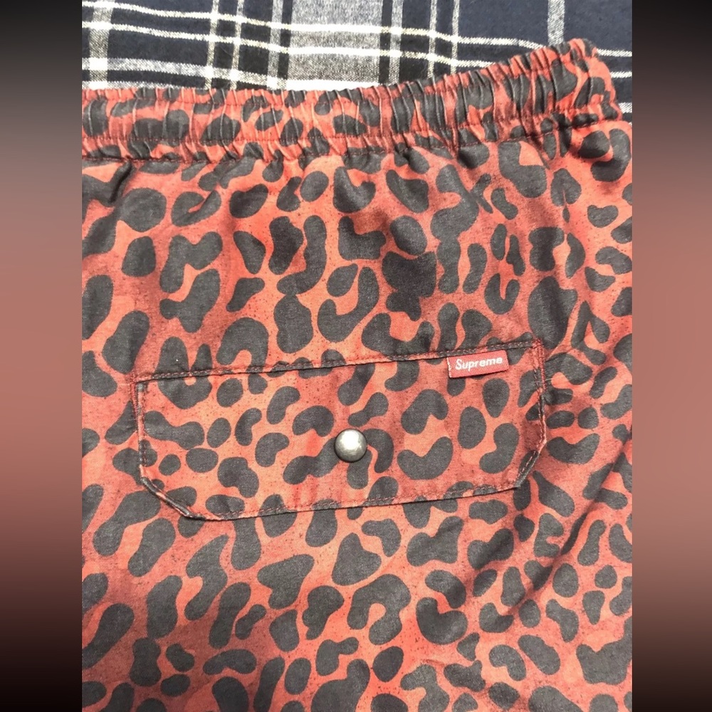 Supreme - Picture 11 of 12